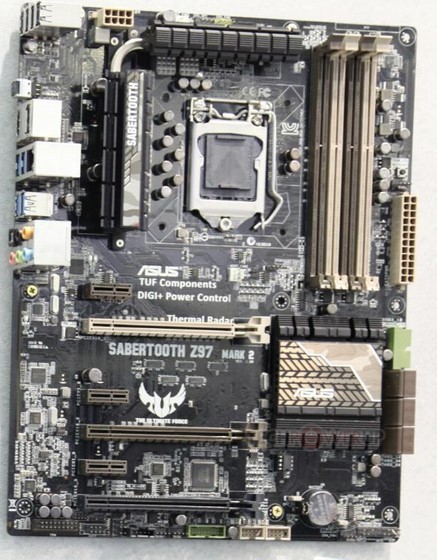 ASUS TUF SABERTOOTH Z97 MK 2 01